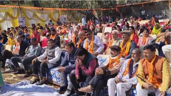 Grand Hindu Conference Held in Dwarka, Emphasis on Social Unity and Cultural Values